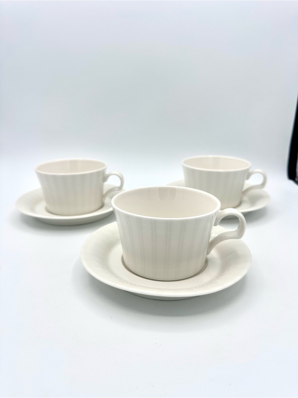Arabia Finland LUMI 3 Coffee Tea Cups & Saucers